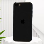 Apple iPhone SE (64 GB) (Refurbished) - Image 2