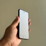 Apple iPhone SE 3rd Gen (Midnight, 128GB) (Refurbished) - Image 5