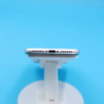 Apple iPhone SE (64 GB) (2nd Gen)(Refurbished)(Good Condition) - Image 4