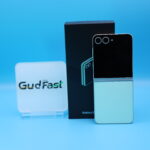 Samsung Galaxy Z Flip6 5G (256 GB) (12 GB RAM) (Refurbished)(Superb Condition) - Image 2